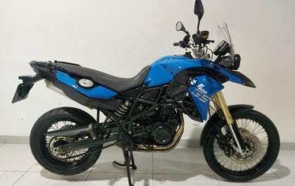 Jovem tem moto de R$ 40 mil furtada ao ir a restaurante