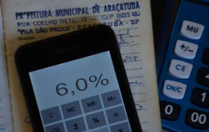 Servidores da Prefeitura terão reajuste de 6% e vale-alimentação de R$ 600