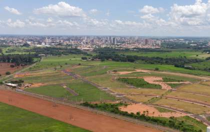 Justiça suspende lei que altera metragem mínima de terrenos em Araçatuba