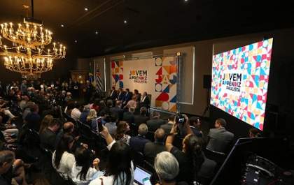 Governo de SP lança programa Jovem Aprendiz Paulista