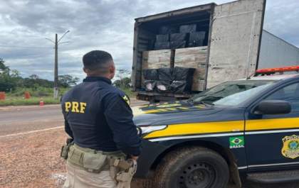 PRF apreende 215 mil maços de cigarros contrabandeados na BR-262