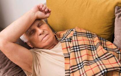 Cochilos de mais de 30 minutos são associados a maior risco de obesidade e pressão alta