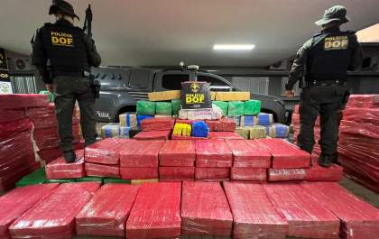 DOF recupera caminhão roubado em São Paulo carregado com mais de 4 toneladas de drogas