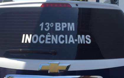 Homem é preso por cometer violência doméstica e bater na cabeça de ex da esposa