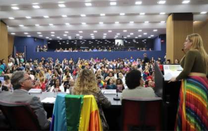 Brasil terá procedimento simplificado para refugiar pessoas LGBTQIA+ perseguidas