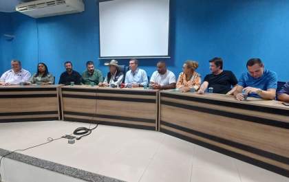 Em ação inédita Prefeito Guerreiro suspende a taxa de lixo e&nbsp; vereadores assumem essa despesa para os próximos meses.