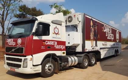 Carreta da Justiça oferece serviços jurídicos à população de Selvíria
