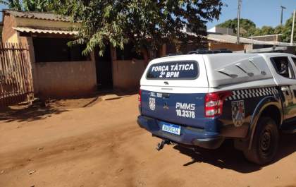 PM prende autor de tráfico e violência doméstica na Vila Haro