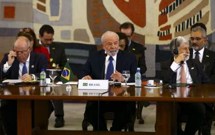 Lula propõe moeda única para a América do Sul
