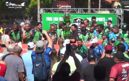 Palmeirinha é campeão dos veteranos em decisão nos pênaltis