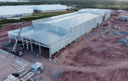 Investimentos em fábrica sustentável da Eternit se pagarão em cinco anos com energia solar