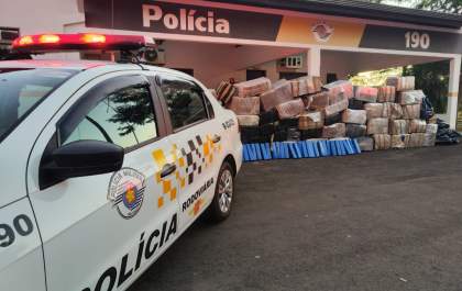 Polícia Militar Rodoviária prende homem por tráfico de drogas com grande quantidade de maconha
