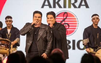 Arraiá tem show com dupla sertaneja em Avanhandava
