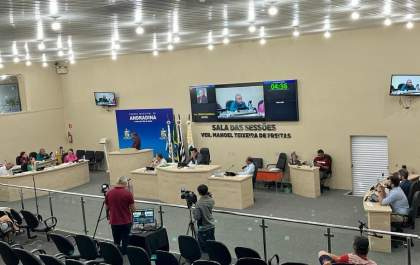 Câmara de Andradina realiza a 19ª sessão com votações e debates sobre melhorias para o município