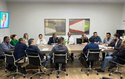 Vereadores convocam secretária para prestar informações sobre incêndio na Cooperandra