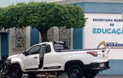 Acidente de trânsito na esquina da Paes Leme com São Paulo