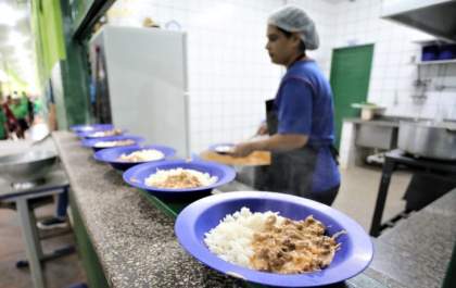 Educação abre inscrições para seleção de agentes de limpeza e merenda