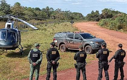 Durante a  Operação “ Ação IV” helicóptero da PM  presta socorro aéreo à vítima de acidente