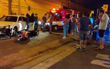 Acidente na noite desta sexta-feira