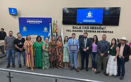 Câmara de Andradina vive noite de homenagens e emoção
