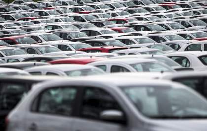 Volkswagen suspende produção de carros no país
