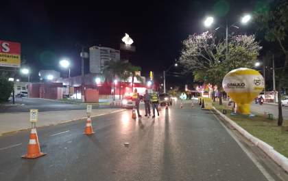 27 motoristas são autuados por recusar o bafômetro em Araçatuba