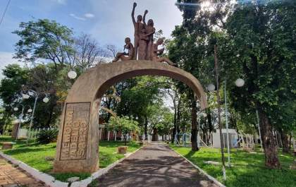 Domingo é dia de Feira de Artesanato na praça do TG