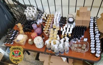 ‘Influencer’ é presa em Birigui acusada de manter laboratório clandestino de cosméticos
