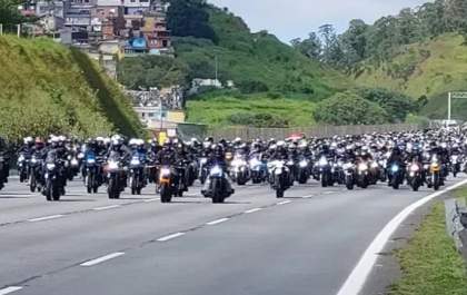 Rodovias dos Bandeirantes e Anhanguera terão bloqueios na manhã deste sábado (15) devido a motociata