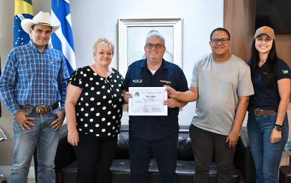 ABQM recebe Voto de Aplauso da Câmara por projeto social
