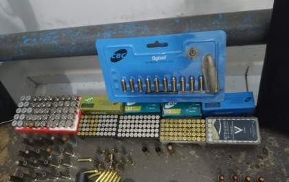 PM apreende armas e munições após atender briga de casal em Três Lagoas