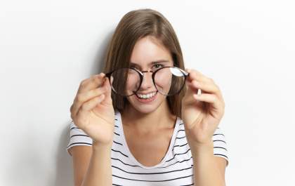 Equipe IOTL esclarece como funciona a cirurgia refrativa para correção de grau ocular
