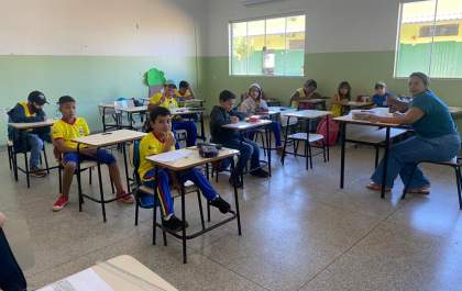 Alunos voltam às aulas em Selvíria