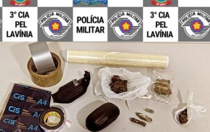 Quatro mulheres são surpreendidas com drogas, uma foi presa por tráfico