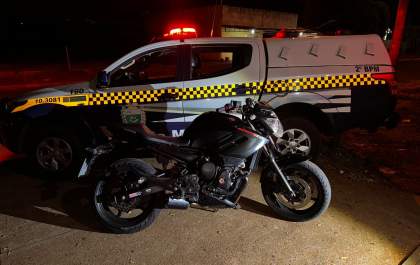 Pelotão de Trânsito detém motociclista embriagado após tentativa de fuga