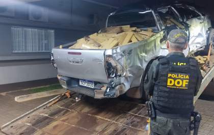 Toyota Hilux é recuperada pelo DOF carregada com mais de uma tonelada e meia de maconha