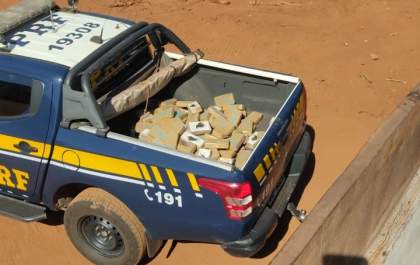 PRF apreende 148 Kg de cocaína em Paranaíba
