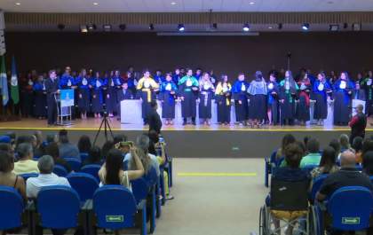 Cerimônia de colação de grau reuniu 100 estudantes no Câmpus de Três Lagoas