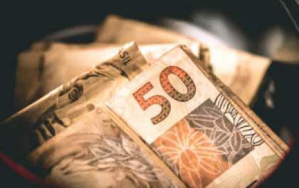 Você está entre elas? Cerca de 400 mil pessoas podem receber valores da época Collor