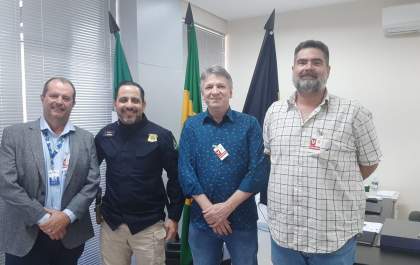 Superintendente da PRF/MS recebe visita de superintendente do DNIT/MS e de assessores parlamentares