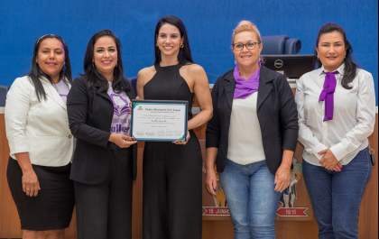 Palestra sobre violência contra mulheres e meninas foi ministrada pela Polícia Civil