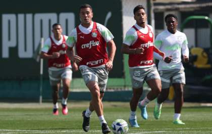 Sem reforços: Palmeiras aposta em jovens com renovações de contrato