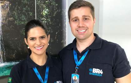 Proprietários da BR4 esclarecem mitos e dúvidas sobre energia solar em entrevista ao Hojecast