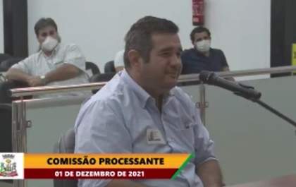Prefeito de Birigui exonera diretor que teria autorizado a queima de cartões no almoxarifado