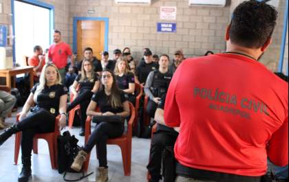 Delegacia Regional de Bataguassu recebe treinamento para operar as novas pistolas Glock