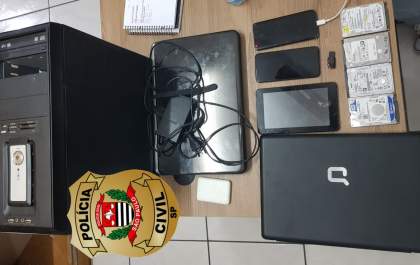 DDM de Birigui prende homem em flagrante com pornografia infantil