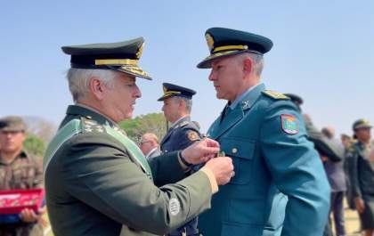 Comandante-Geral da PMMS é agraciado com a&nbsp; Medalha do Exército Brasileiro&nbsp;