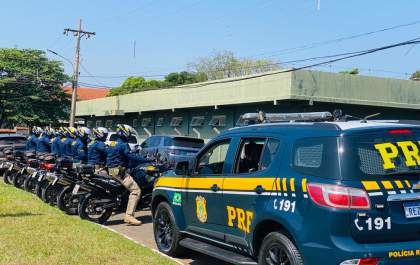 PRF realiza escolta de ministros durante visita na capital sul-mato-grossense