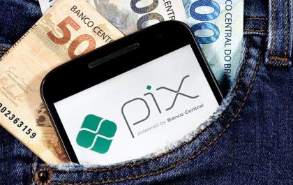 Banco Central planeja expansão do uso do Pix para pedágios, transporte público e transferências internacionais