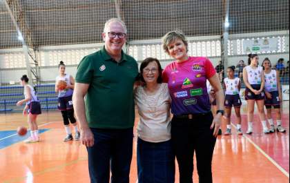 Presidente da Federação de Basquete visita Araçatuba